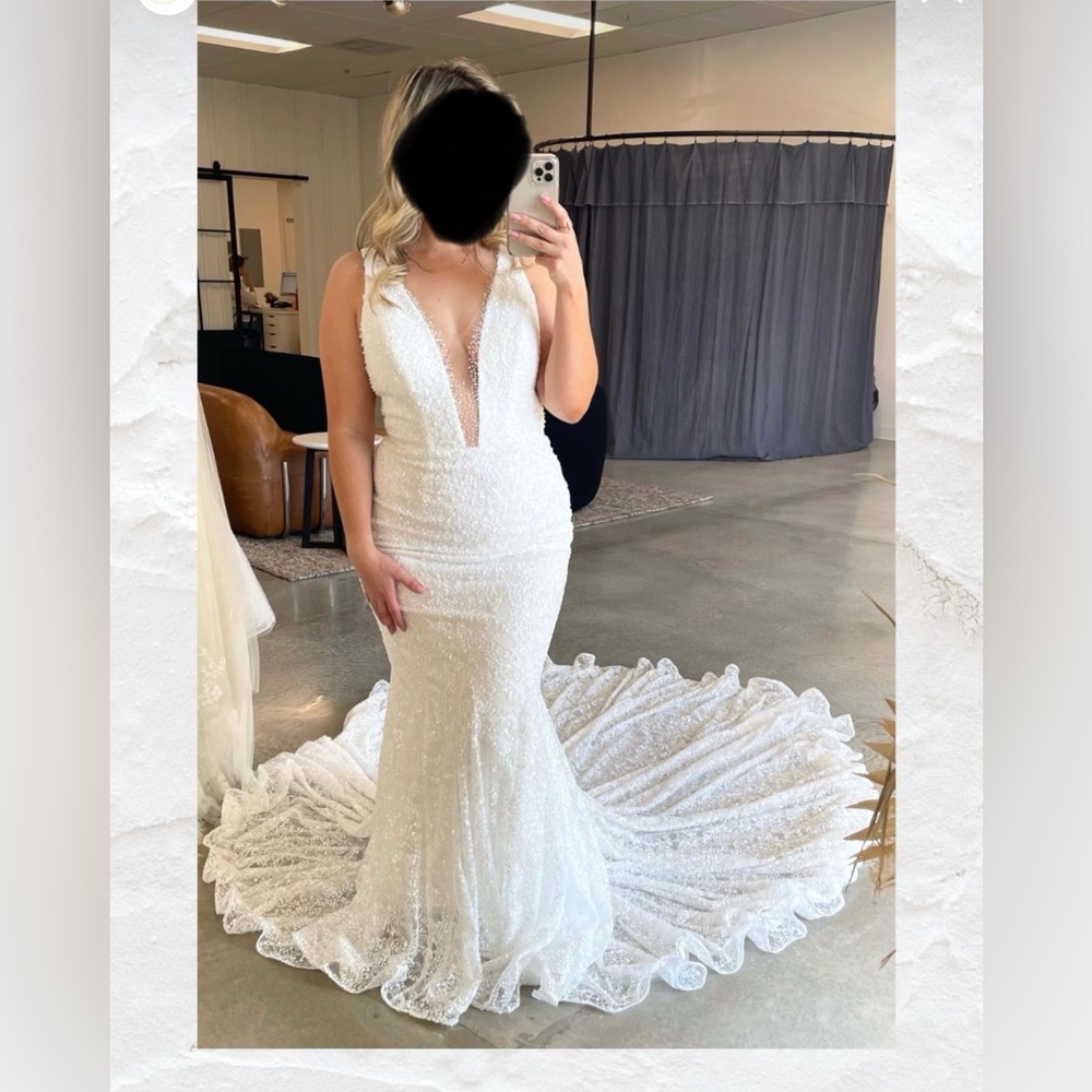 Martina Liana wedding gown, style 1509, Ivory, size 12.